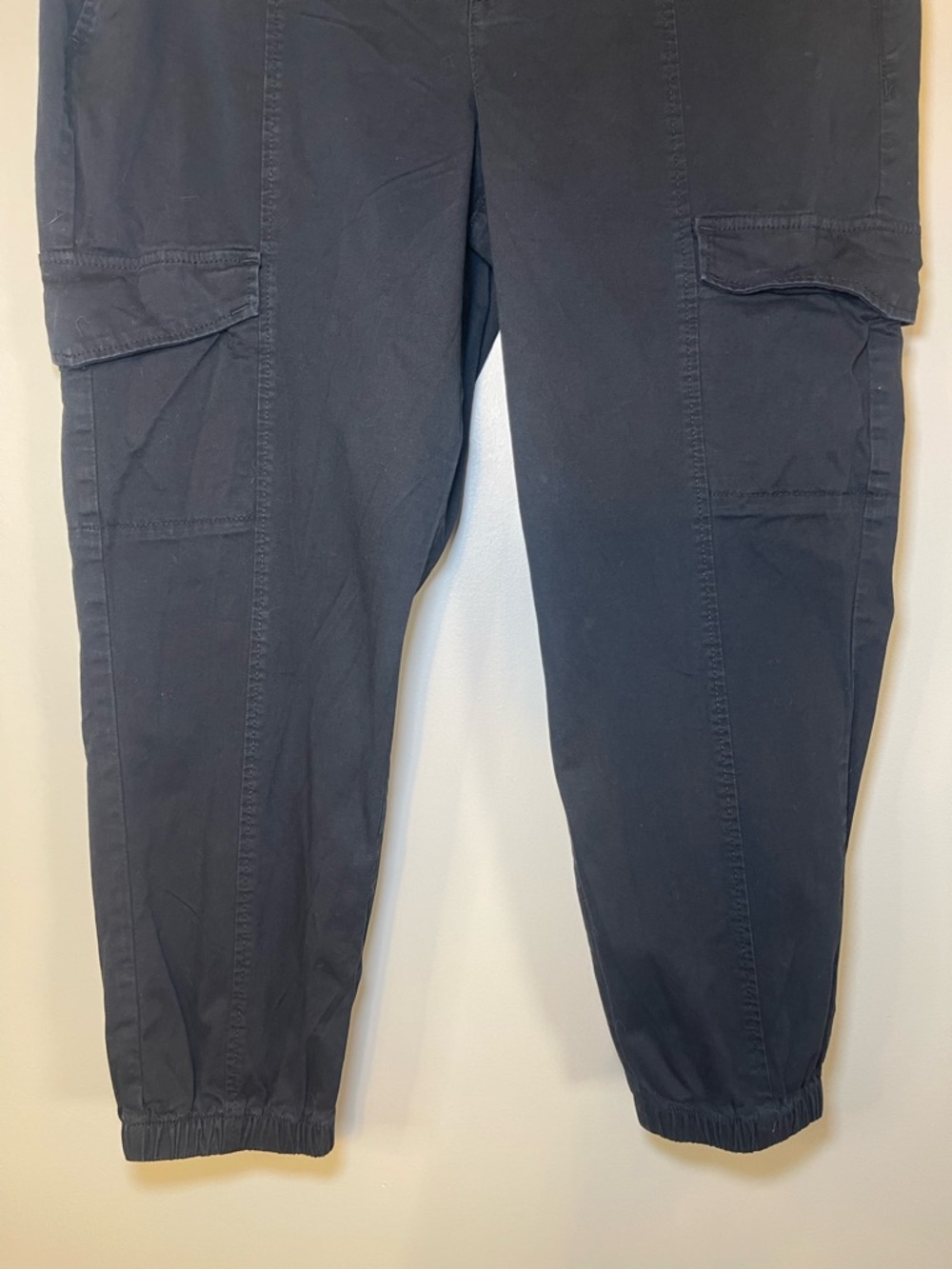 Torrid Black Relaxed Cargo Joggers - Picture 2 of 7